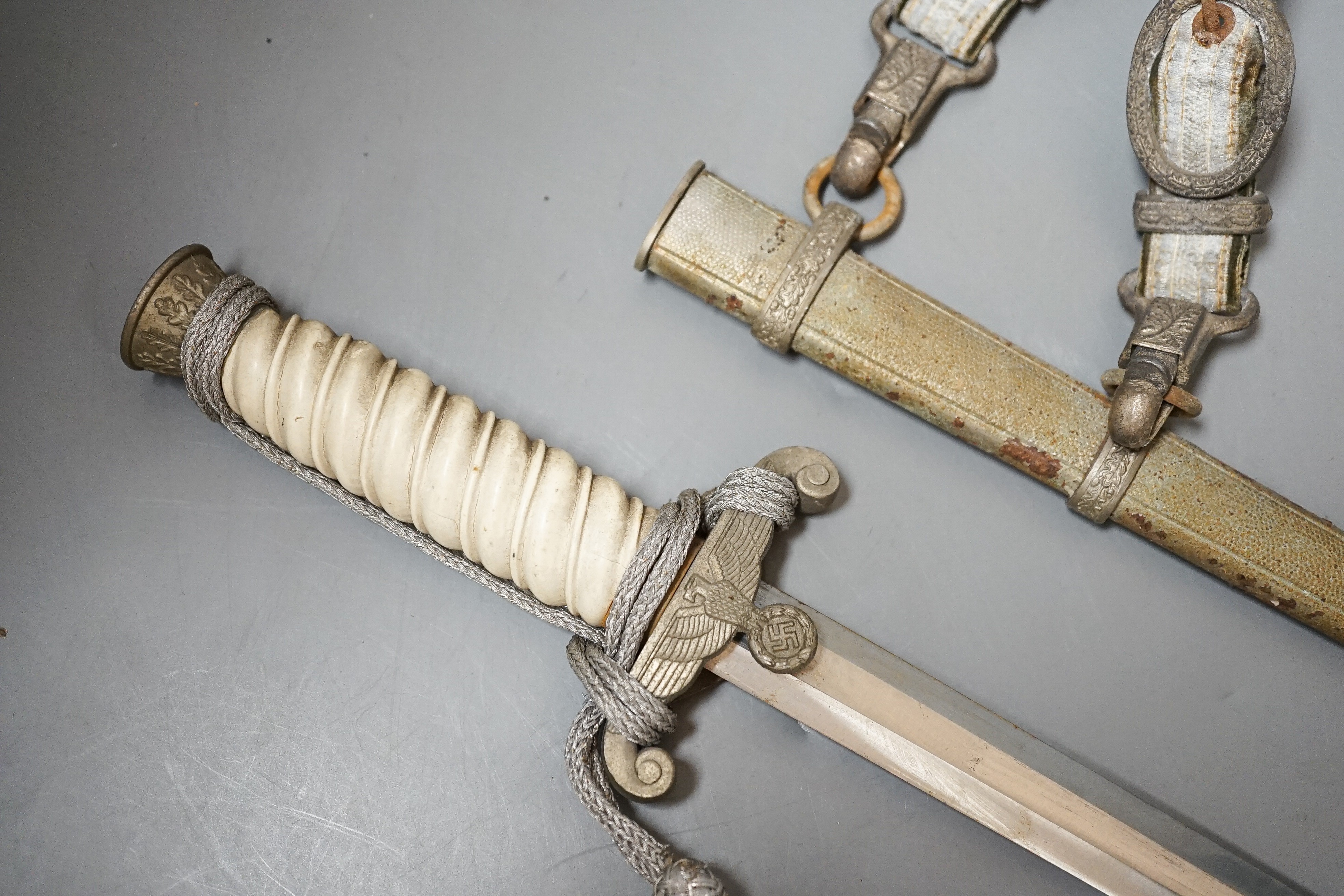 A Third Reich Army officer's dagger, with unmarked blade